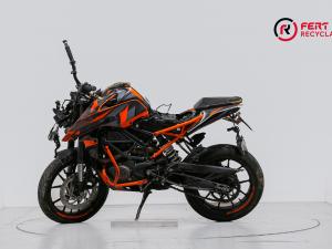 KTM  125 Duke 2017 -