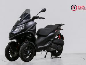 PIAGGIO  300 MP3 HPE 